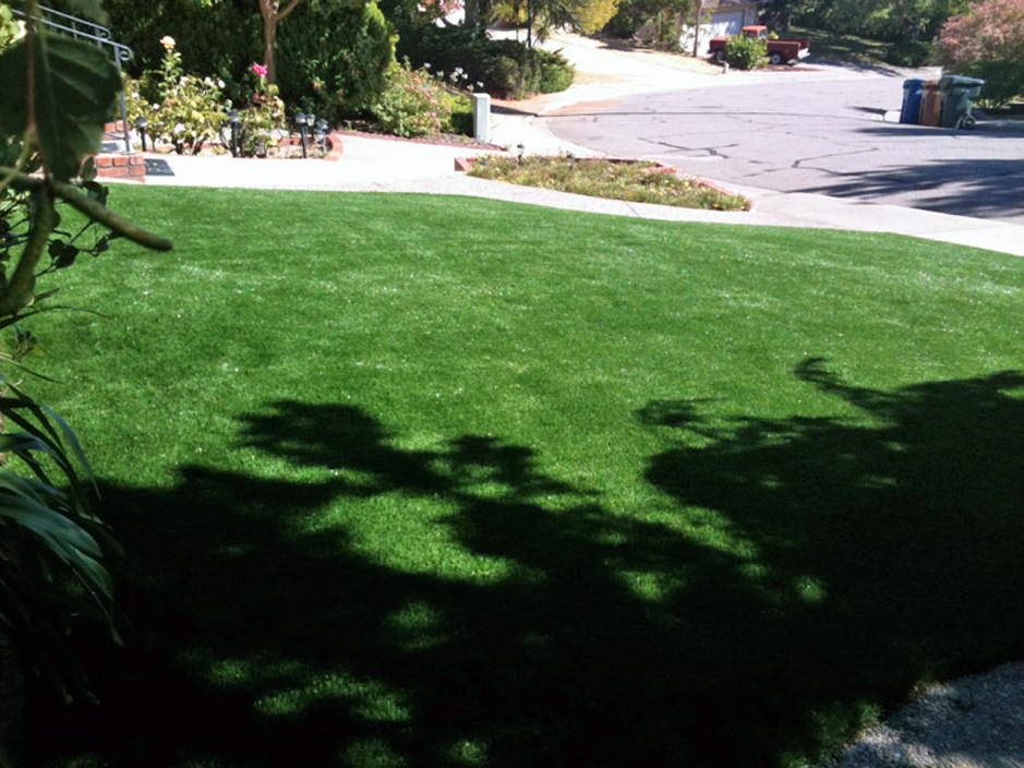 Synthetic Turf West Allis Wisconsin Paver Patio Front Yard